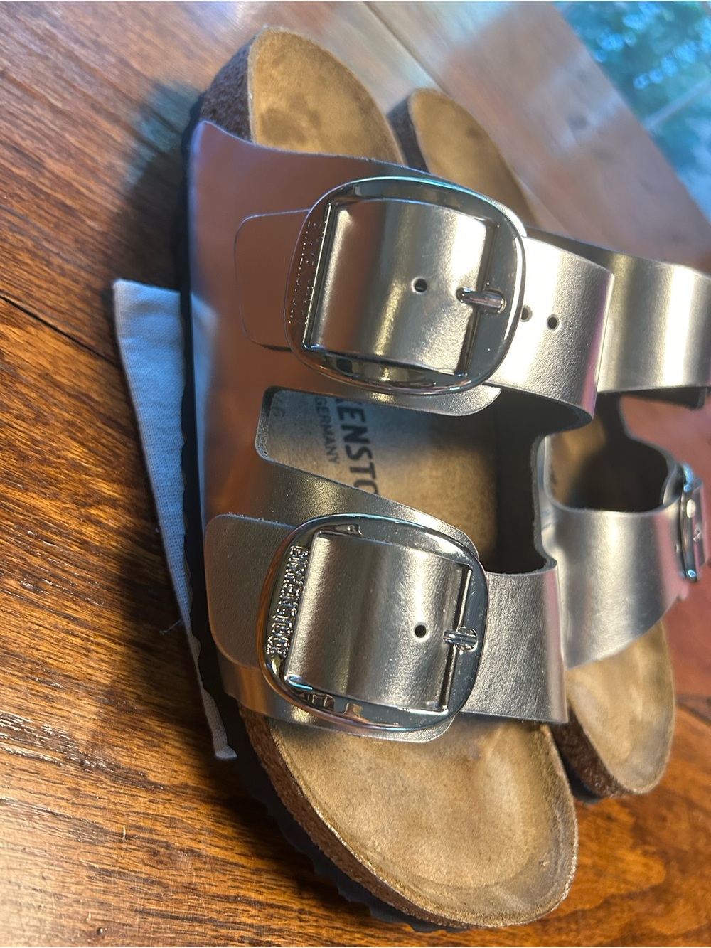 Accessories Subcategory Classification - Picture 7 of 8